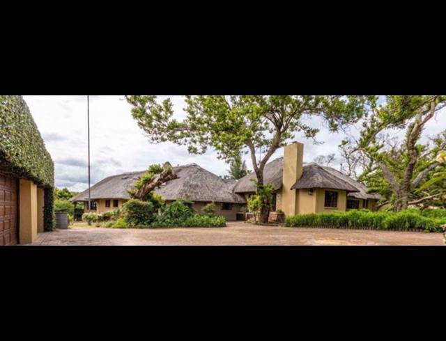 2,500HA SMALLHOLDING FOR SALE IN CHARTWELL